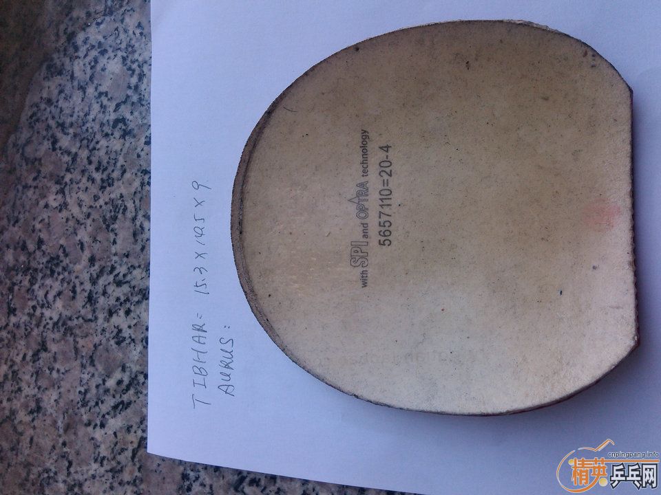 ������ɵģ�һ��ȫ�׵ġ���ͦ��AURUS���죩����������ɵ£��죩��Ψ�ѻ�Ȧ���ް棨�ڣ����켫��39�ȣ�ȫ�ף��ڣ�����190�����տ졿