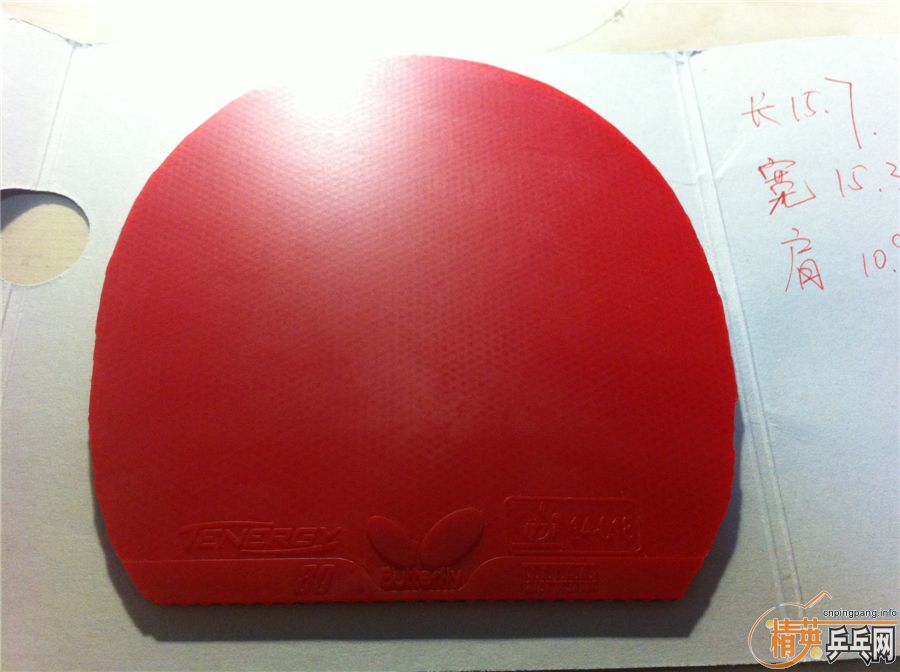 ������T80���죩��һ��40�Ȱ׿ǹ��񣨺ڣ�����ɫŮ�ӡ�