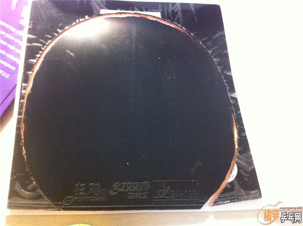 ������T80���죩��һ��40�Ȱ׿ǹ��񣨺ڣ�����ɫŮ�ӡ�