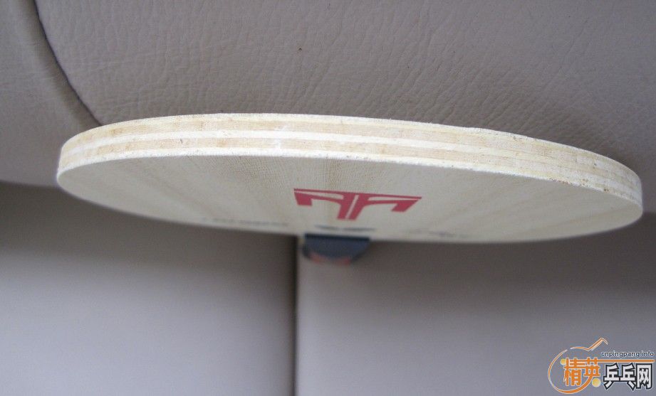 һ���µ�90��FL�հ����boll W7 490����