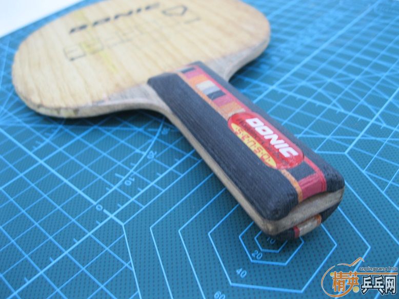 ��̫�µ�������ں��DONIC ��NITTAKU