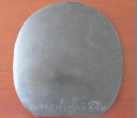 ��һ�źó�ɫ�ĺ�ɫT64, 1.9MM, �۸�220����.