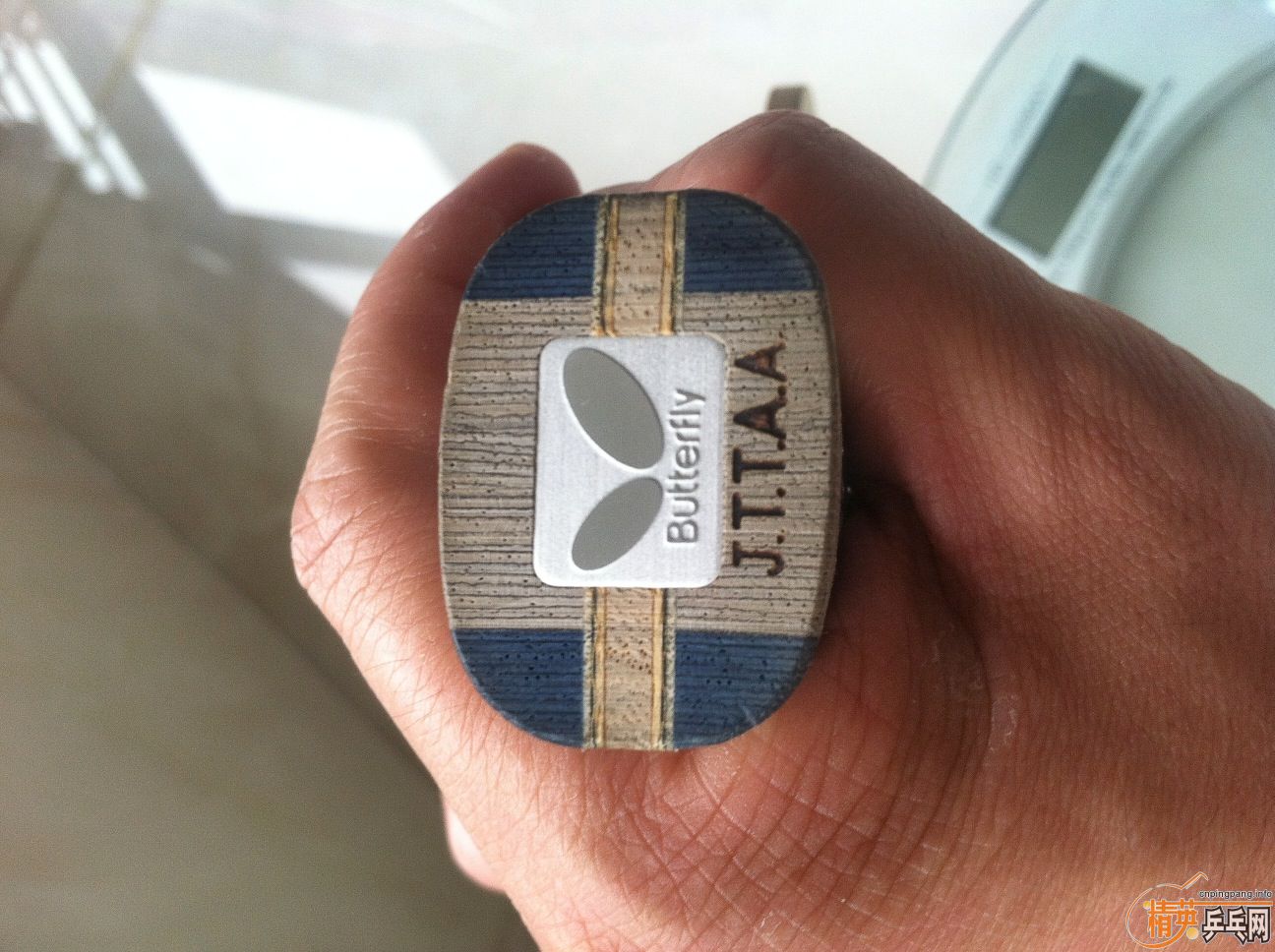 �л�����ZLC 915���ʣ��ټ�һ���հ沨��ALC 610���ʡ�����������Ƭ