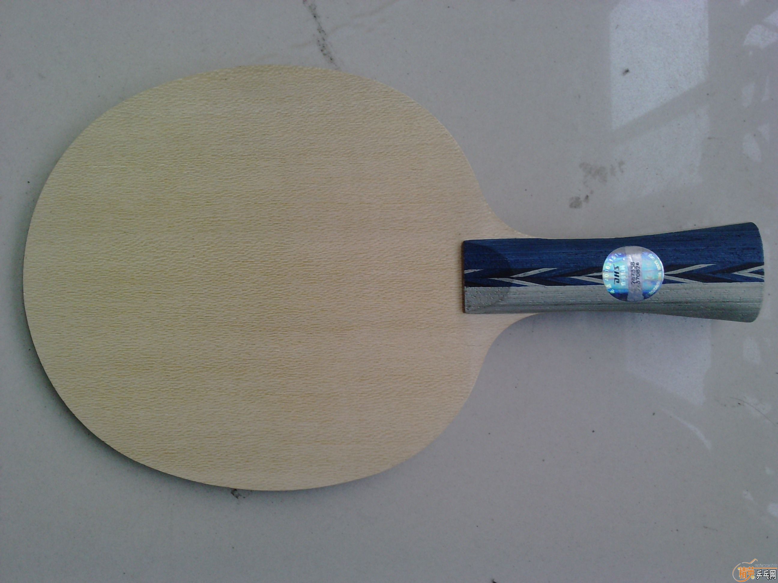 ��ɫ�����Եľ���9����һ�齺Ƥ