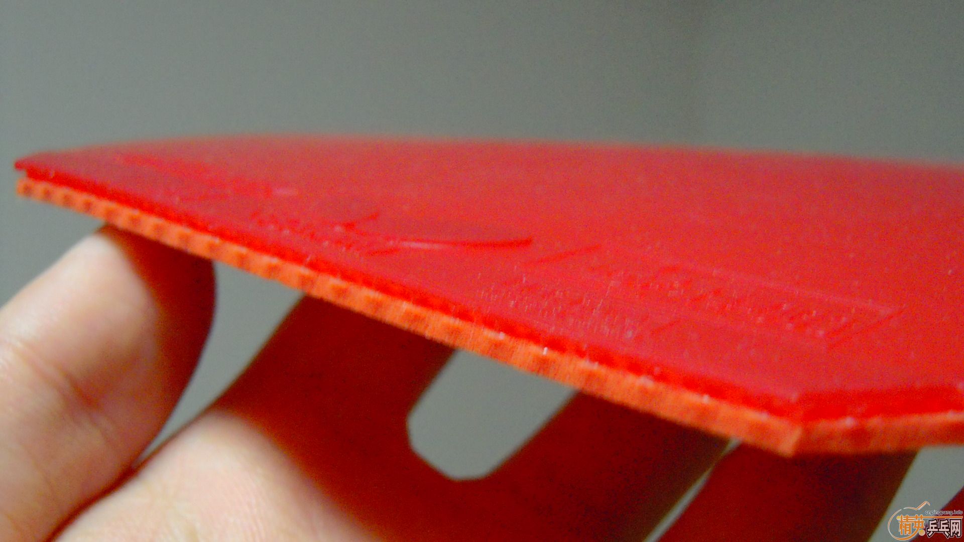 �������к���T64����ɫ2.1��260���ʣ�