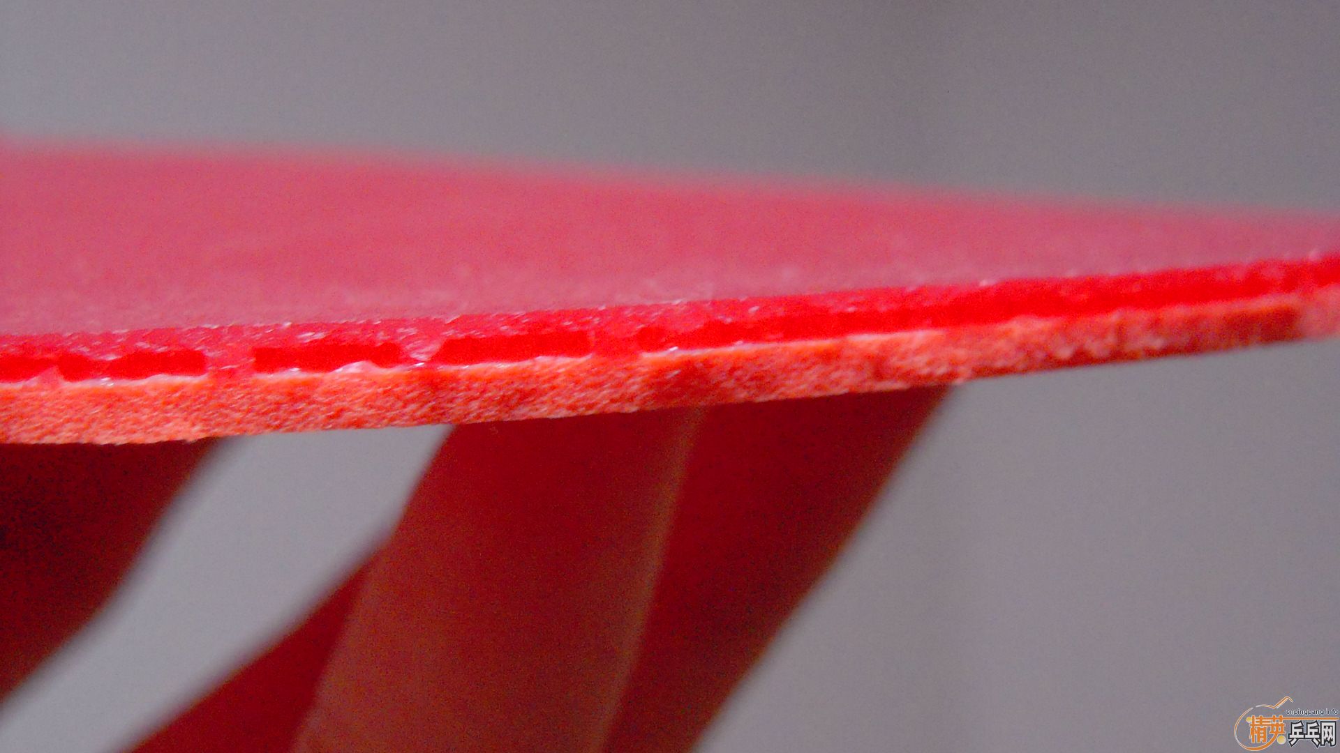 �������к���T64����ɫ2.1��260���ʣ�