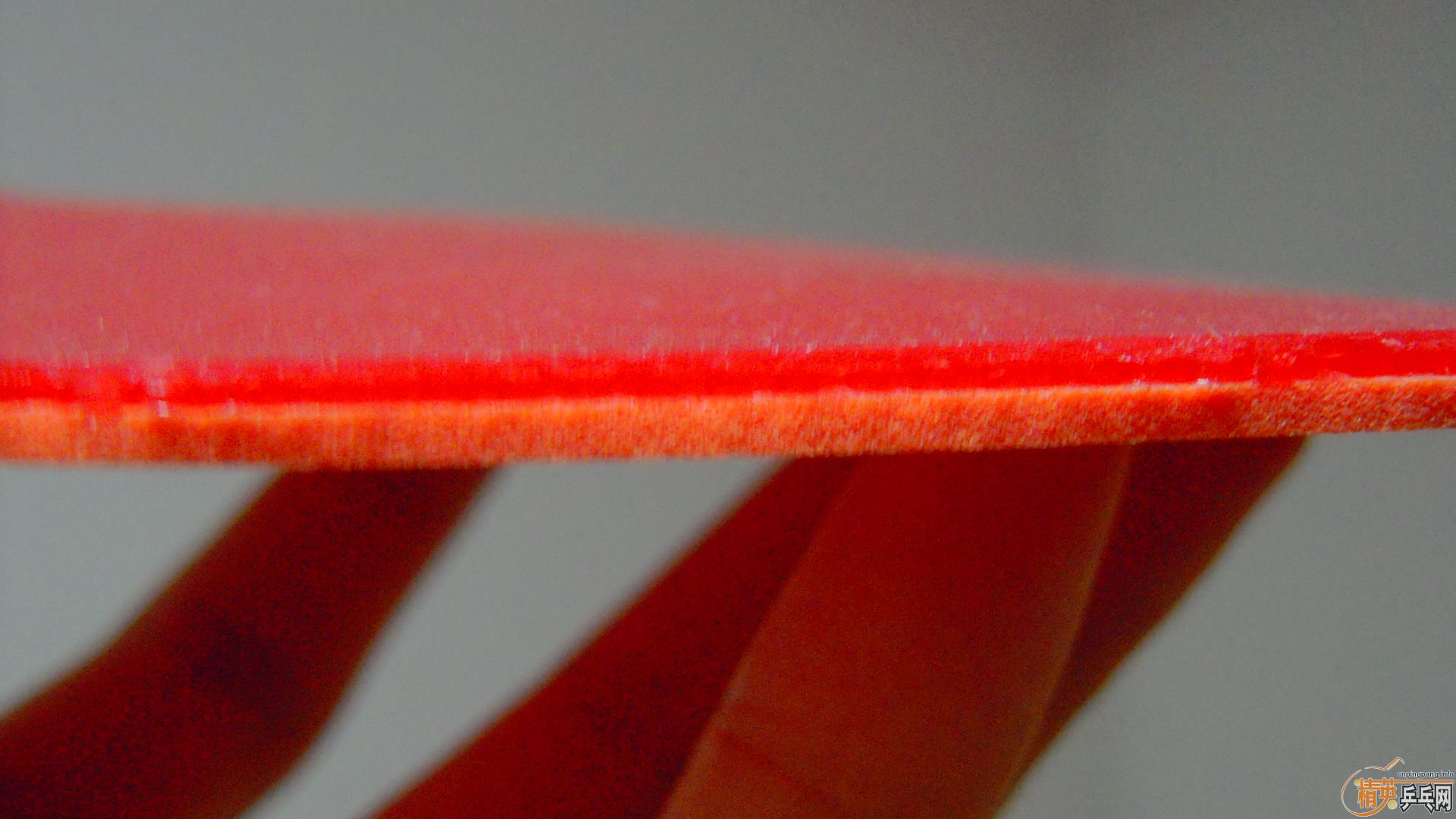 �������к���T64����ɫ2.1��260���ʣ�