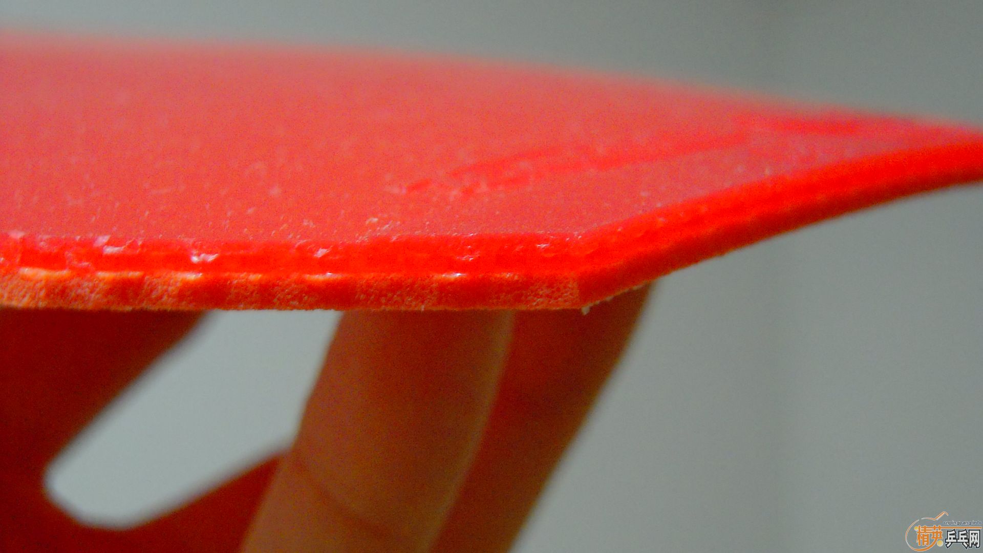 �������к���T64����ɫ2.1��260���ʣ�