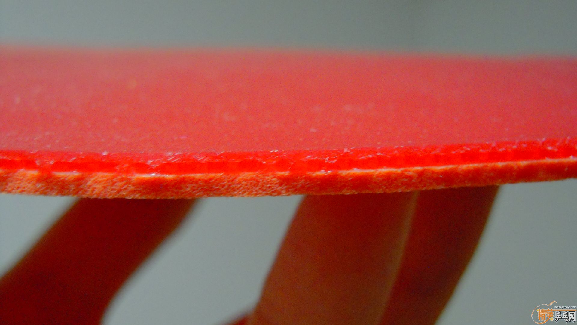 �������к���T64����ɫ2.1��260���ʣ�