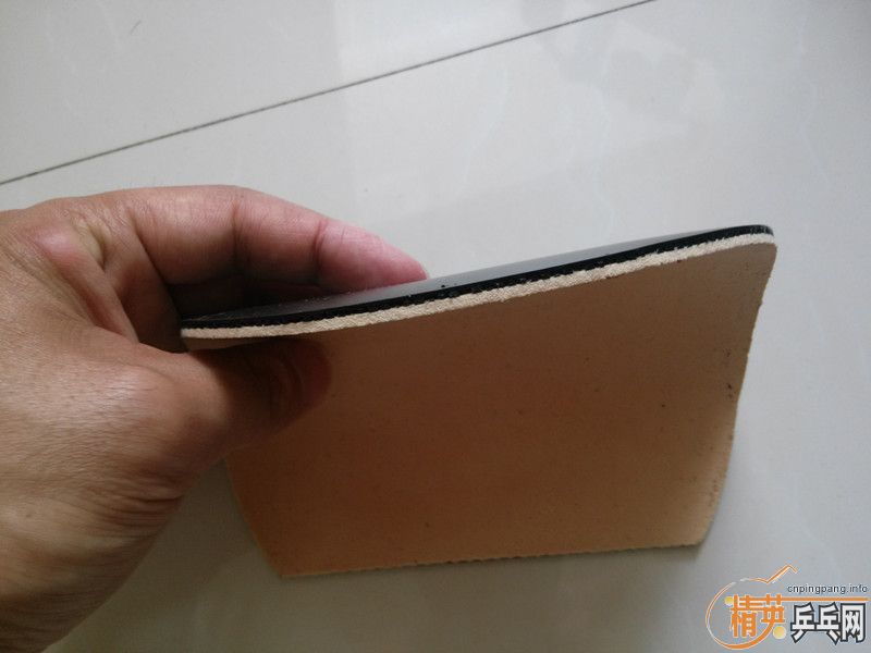 ��һ����µĺ�ɫR7~