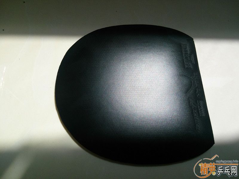 ��һ����µĺ�ɫR7~