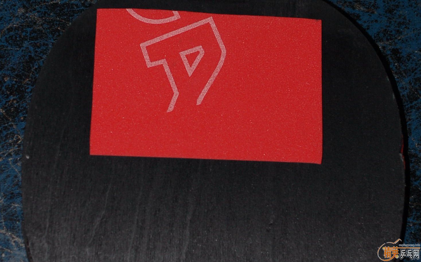 ��ɫֽ������