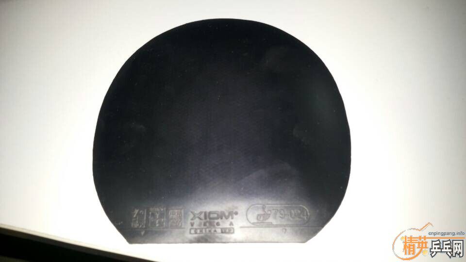 40�����ʳ���ɫ�������ĺ�ɫΨ���й�