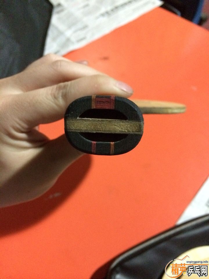 ��R5����̼