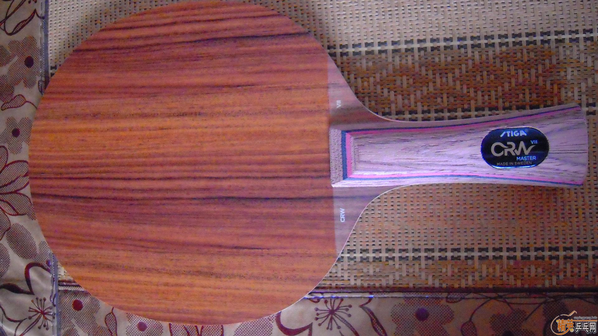 ��������˹�ٿ���һ����CRW��������У���100�ˣ�810���ʣ�