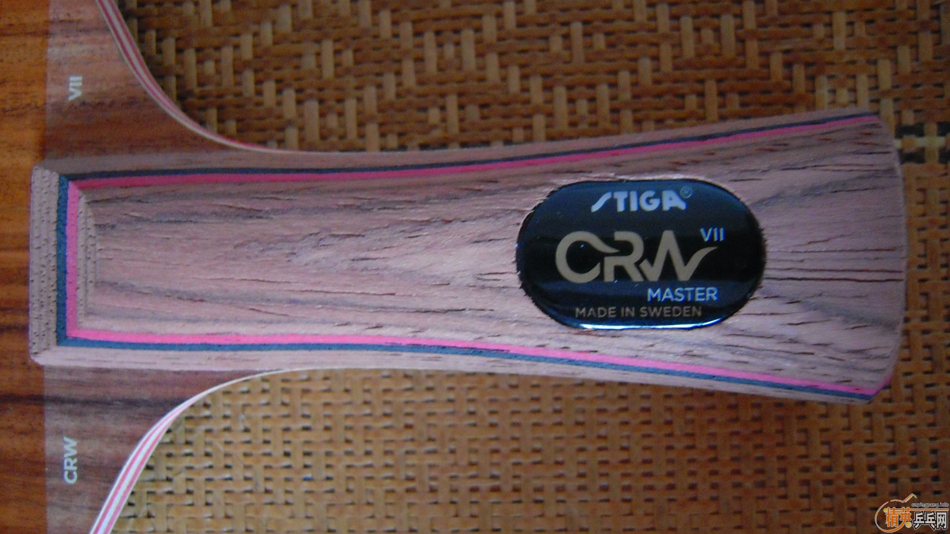 ��������˹�ٿ���һ����CRW��������У���100�ˣ�810���ʣ�