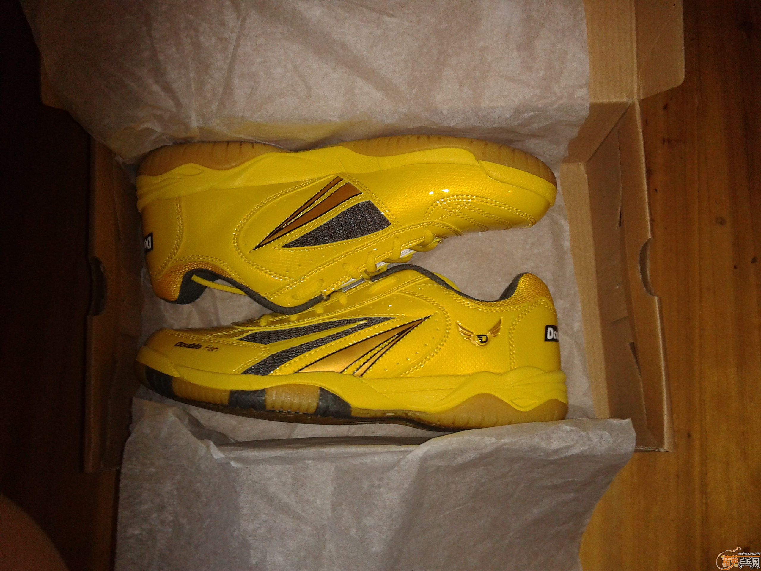 ��˫��ƹ����Ь