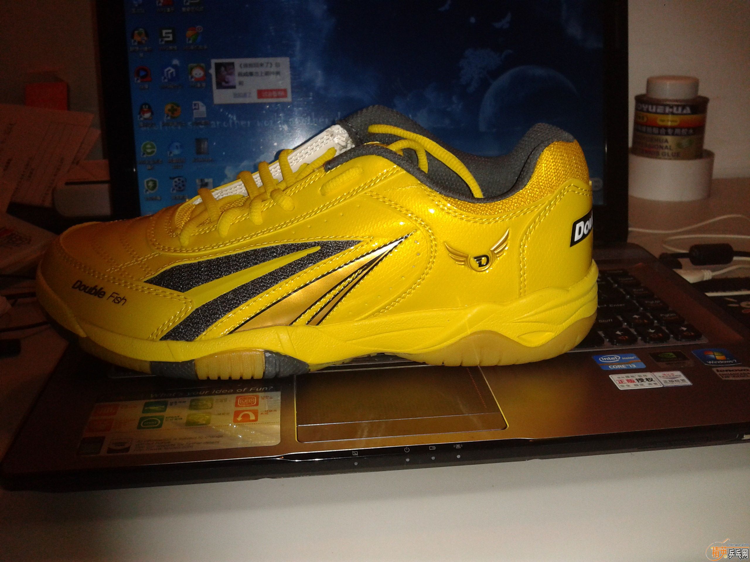 ��˫��ƹ����Ь