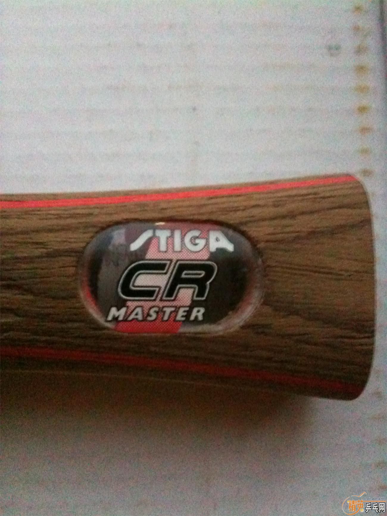 �����ְ�FL������̼���л���220���ʣ�����һ��9�׵�UFO��֧�����������ϣ�