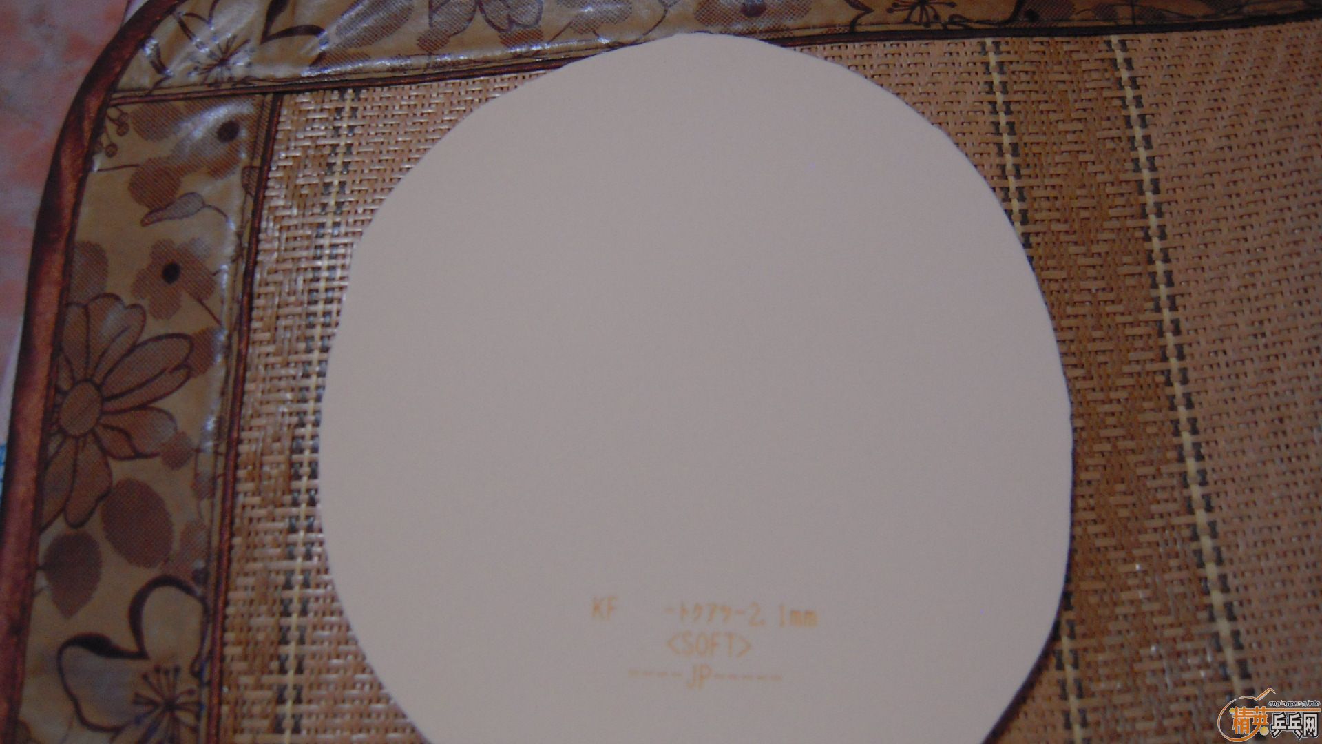 �������к���ROUNDELL SOFT����ɫ2.1��32�ȣ�110���ʣ��������飡