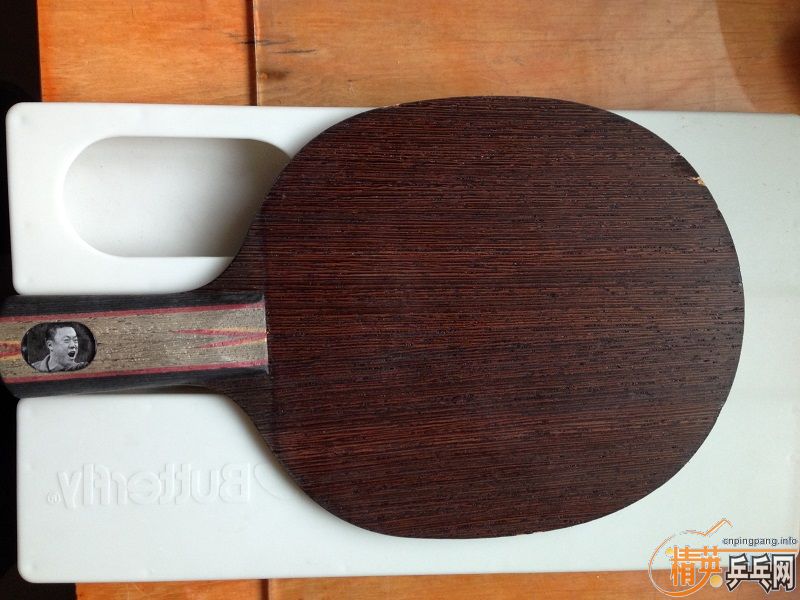 [ԭ��]����YEO7��ֱ���л������������90�ˣ�����˿��΢��ĥ�������������� 400Ԫ�����ͳ�ɫ���տ�һ�š�