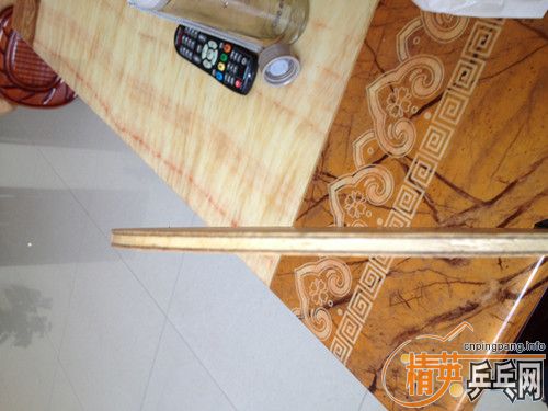 �ؿ�һ�������һ����������˫�ۣ����ţ�����oc