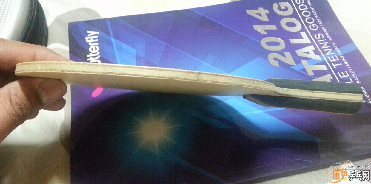 9   ľ 79g  490 