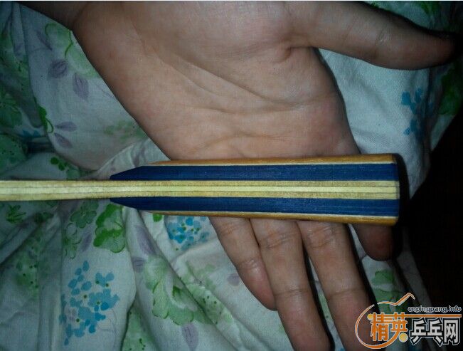 ��һ��banda����˹̼�ṹ�ĵװ塣