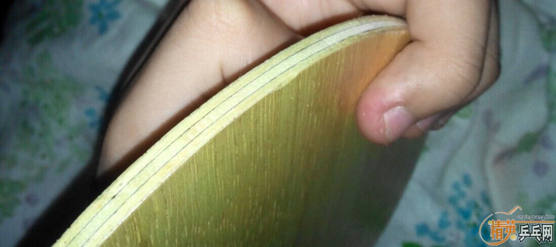 ��һ��banda����˹̼�ṹ�ĵװ塣