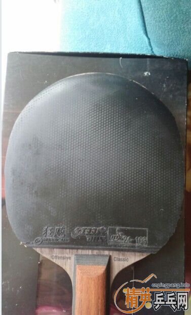 ������ʯ��)����ʡ���һ���޻��񡣶��Ǻ�ɫ�ġ�100Ԫ����