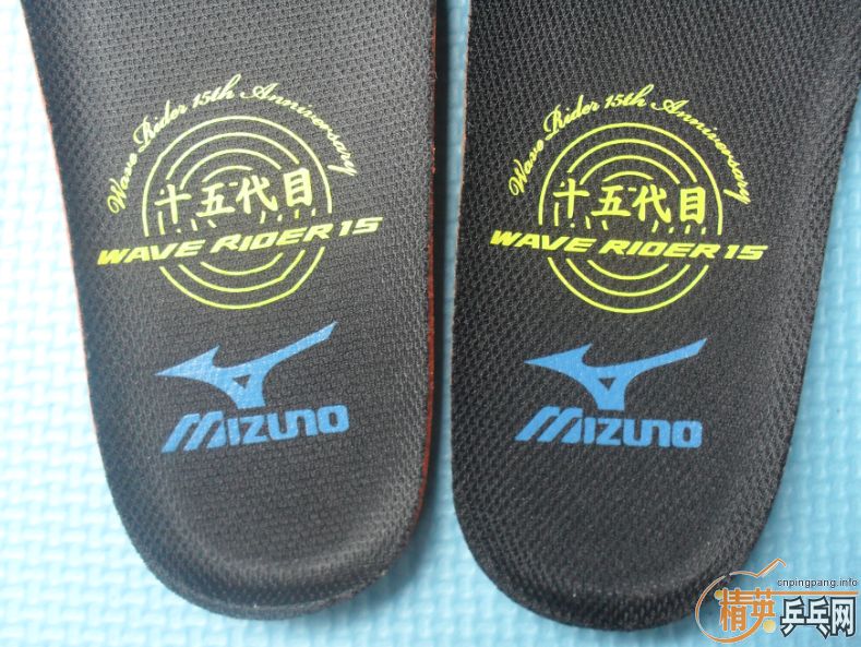 һ���·�Ь��