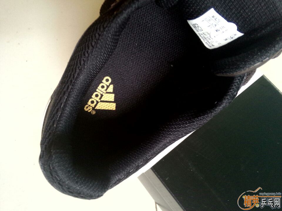 ����ȫ��ʵ��ר�������Խ�ϲ����ϴ�˹���а�Ь����ɫ��43��Ŵ�һ�룬�ʺ�42��41�����봩����Ʒ��֤��