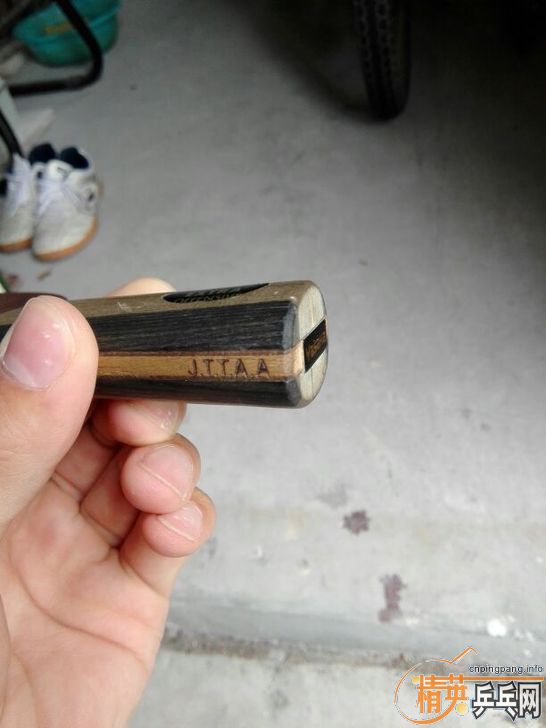 �����򻻺�ڣ����հ�YEO�����ƣ�