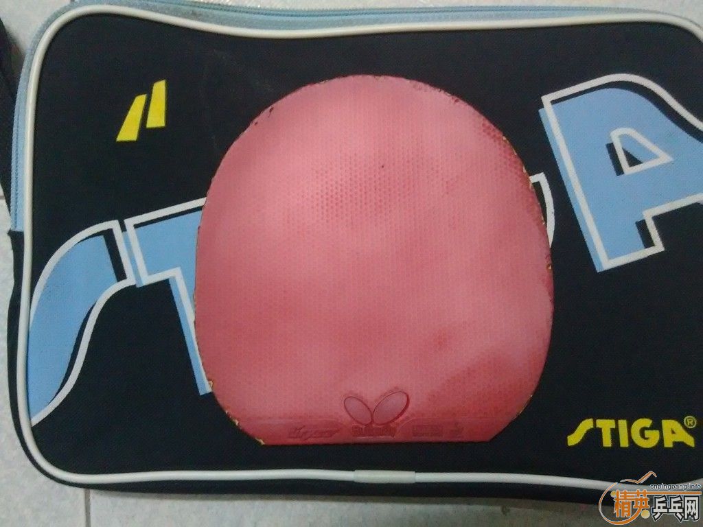 ����ɫ���