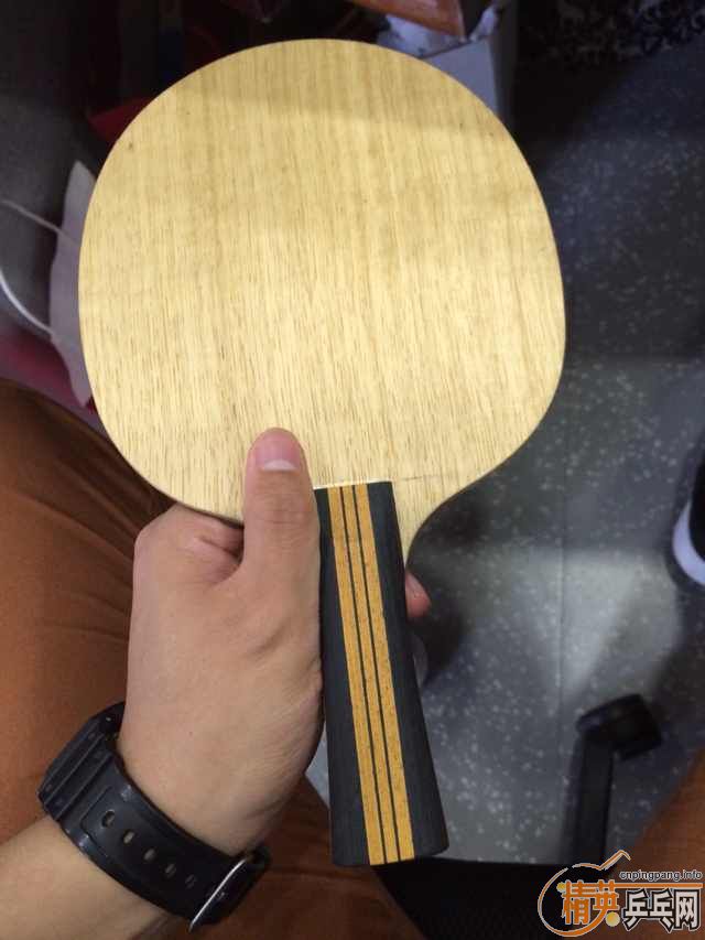 ��FL������ľ����һ��