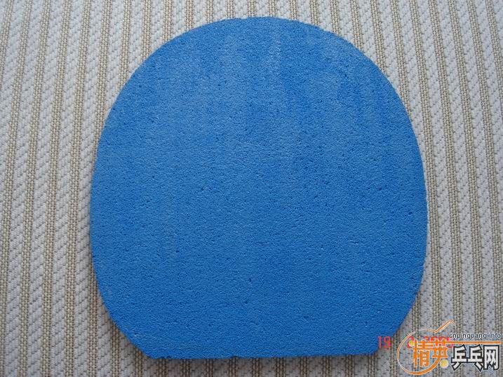 ��ɫ���׵ĺ�ɫ�����M1����