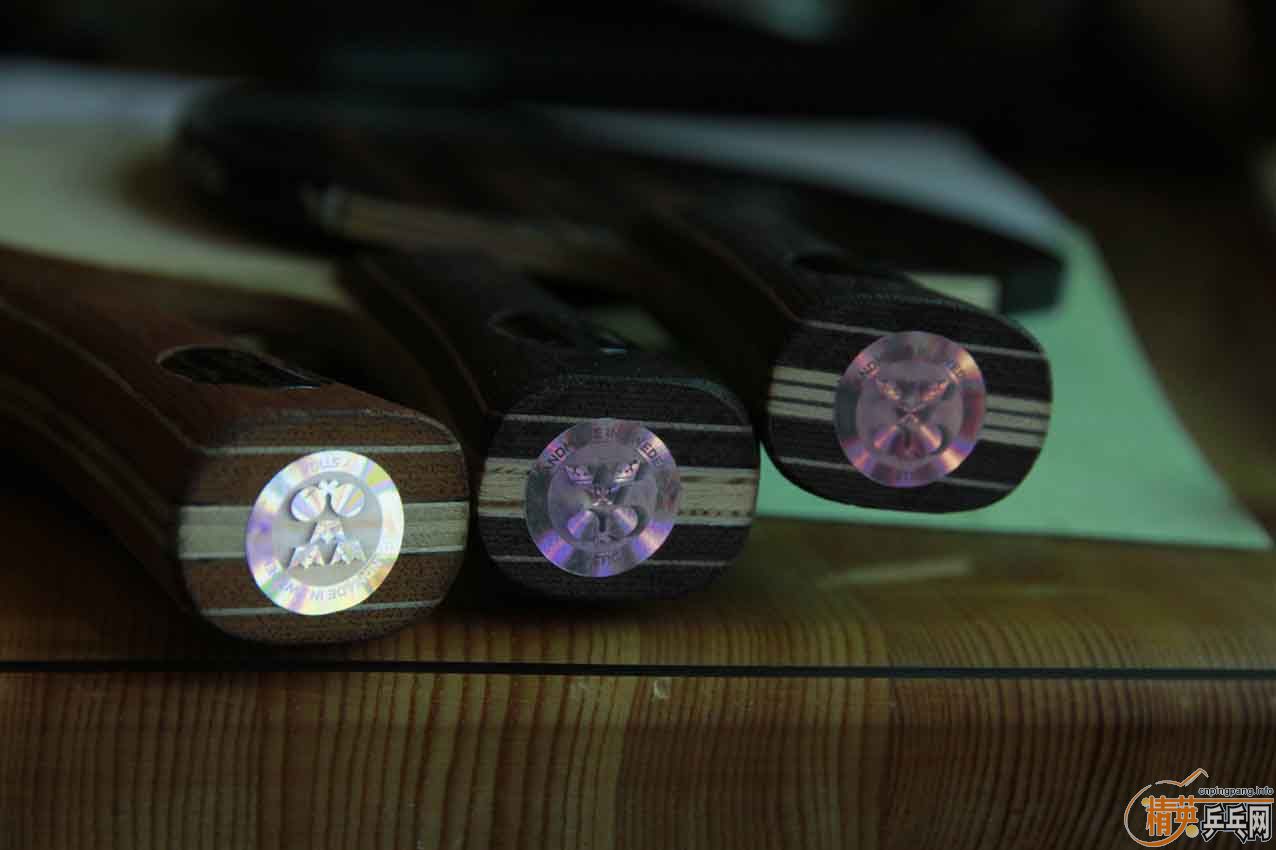 ��88.1�˷�ľ7���۸�󣬲�ϲ���룬����ֱ��������FLEXTRA��ɫ