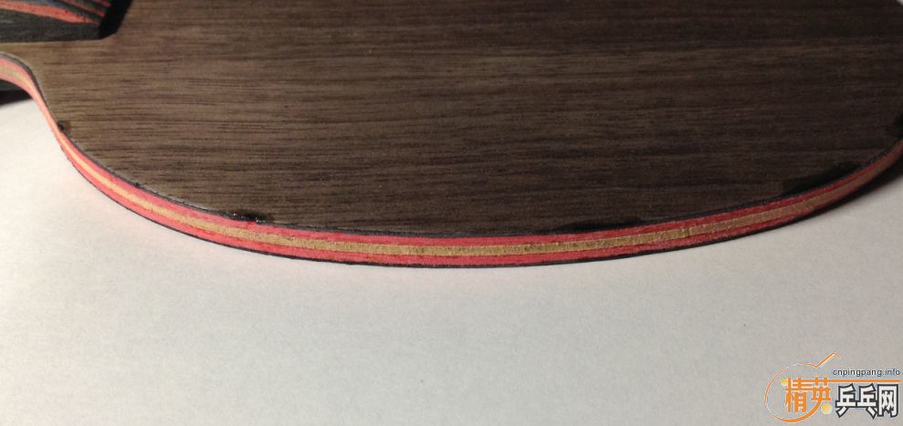 ���ı���ڣ���ɫһ��