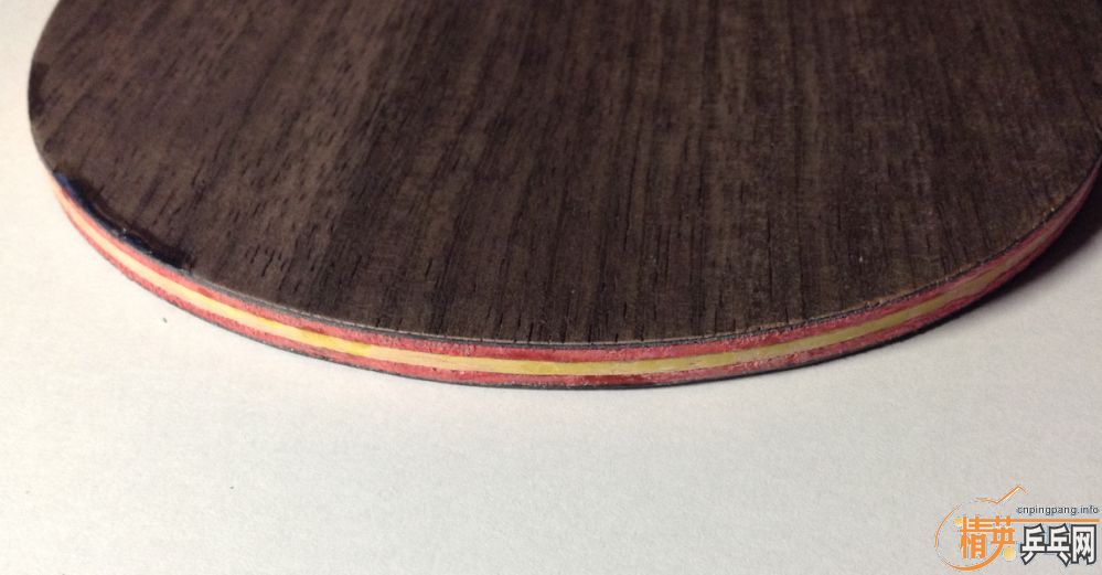 ���ı���ڣ���ɫһ��