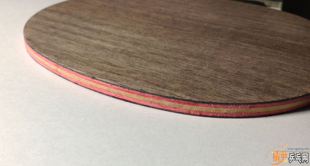 ���ı���ڣ���ɫһ��