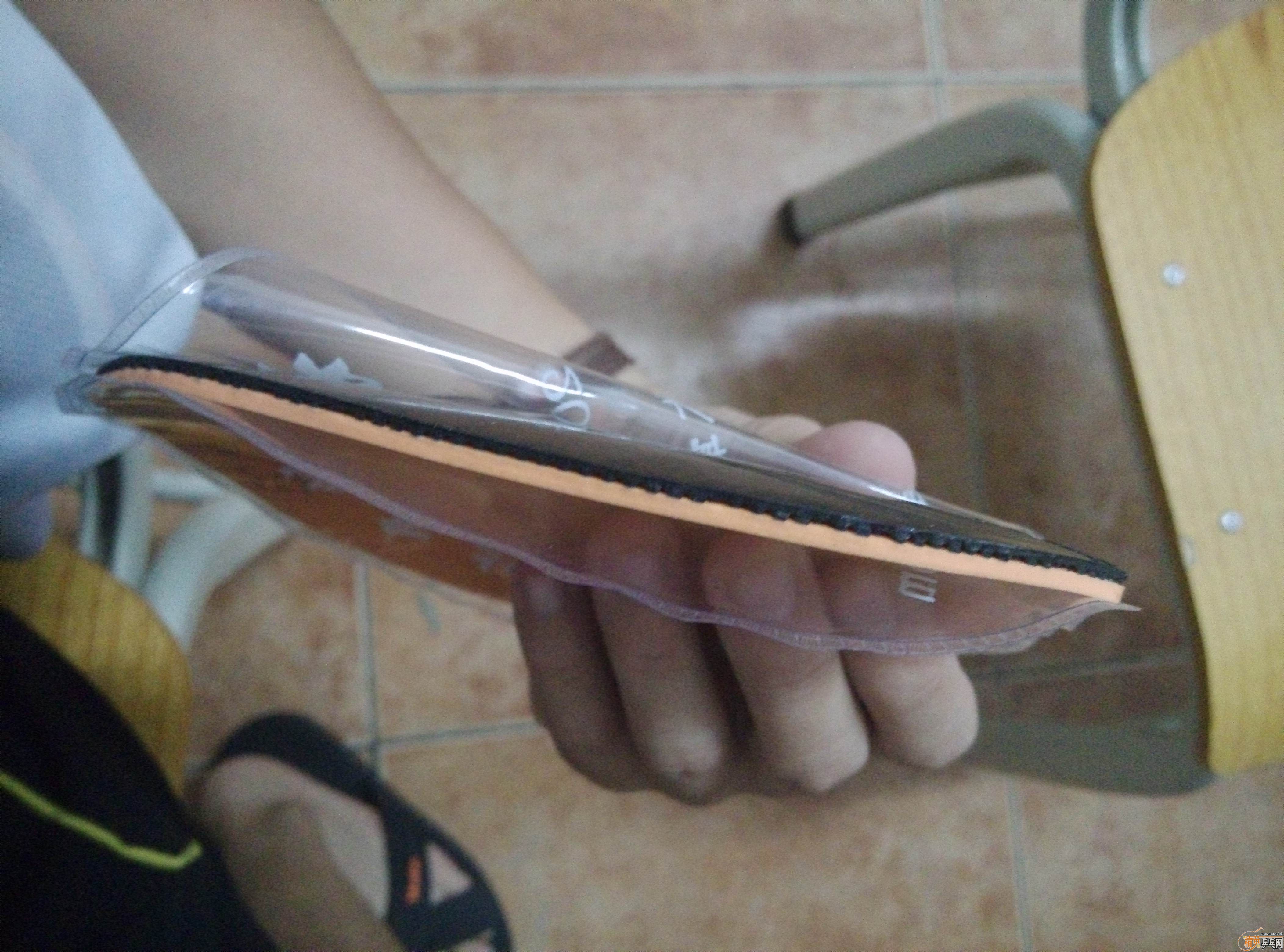 ��������һ����Ƥ���Ͱ���������(90�ˣ��ͻ�ˮ����89�ˣ�����Ƥ�оų������˵ĺ�ɫʡ�����˺�ɫ�������64�����˺�ɫ˹�ٿ����������˺�ɫͦ���������������鶨��Ϊ�����ͳ�ȥ��