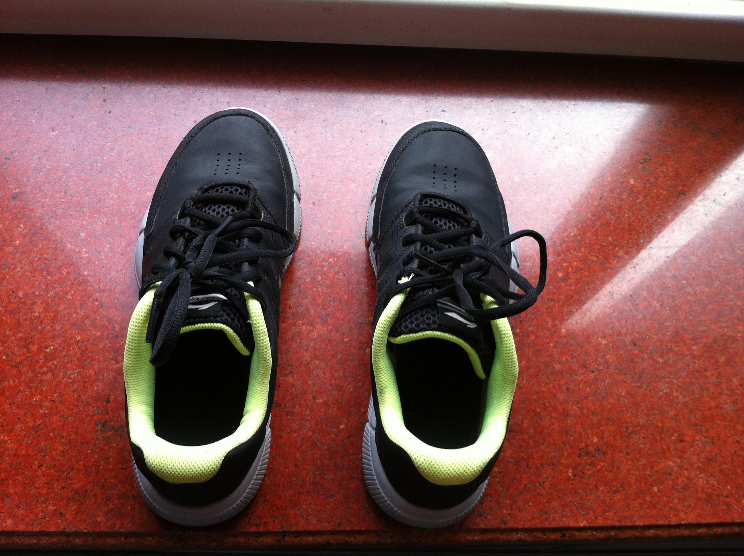 �����������˶�Ь120����