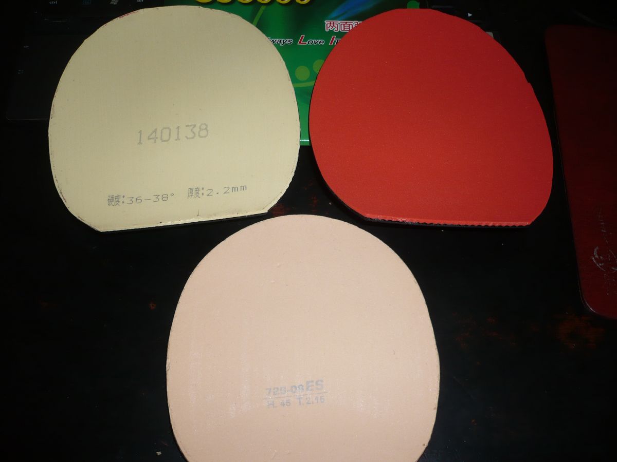 �����齺Ƥ�������CJ8000����һ�Σ��������ӻ���2��729-08��ɫ�������ɫ��Ƥ��ɫ�ǳ��£�����9.2X151X156,��ɫ729-08 ��9X149X156.�������65���ʣ�����