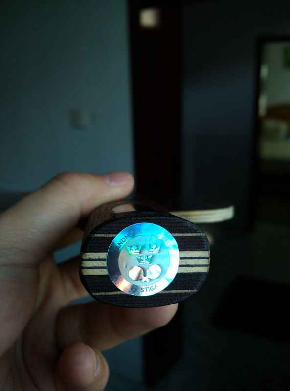 л̴7