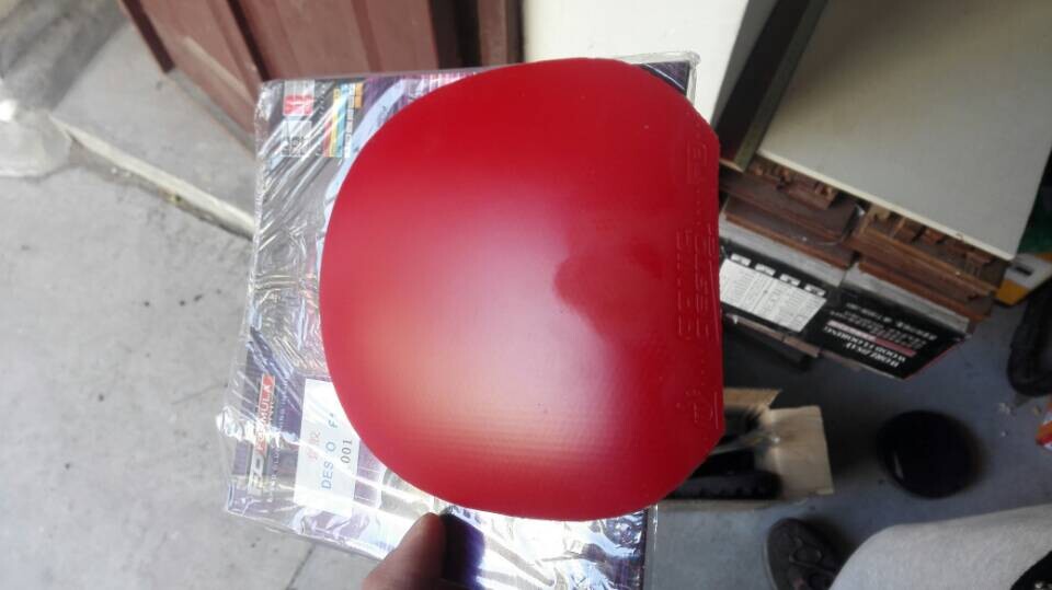 ���ƣ���ɫ