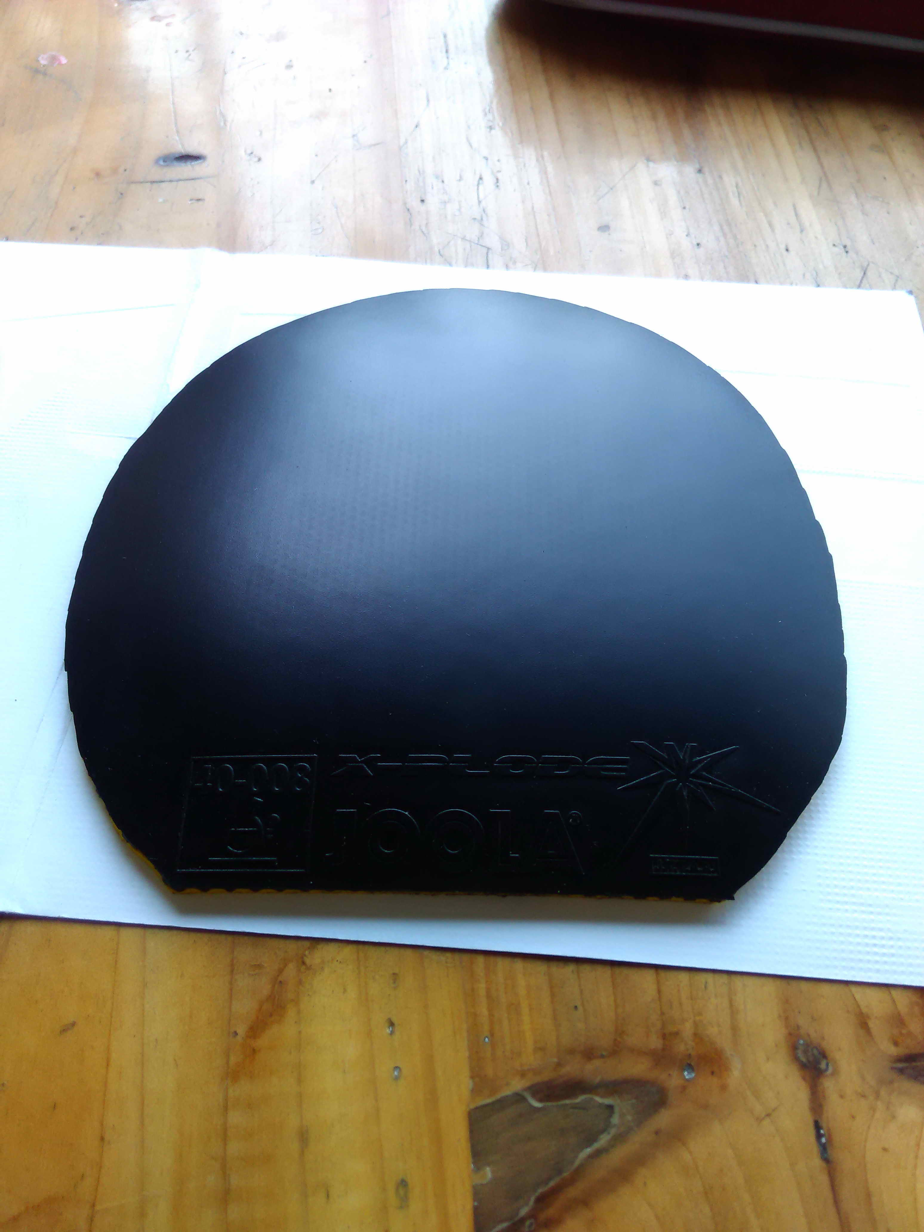 ��ɫ�쳵�ͺ�ɫ���