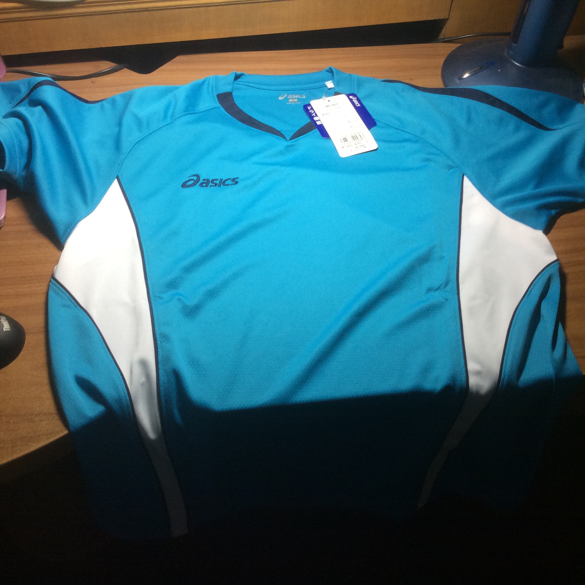 ת��asics����