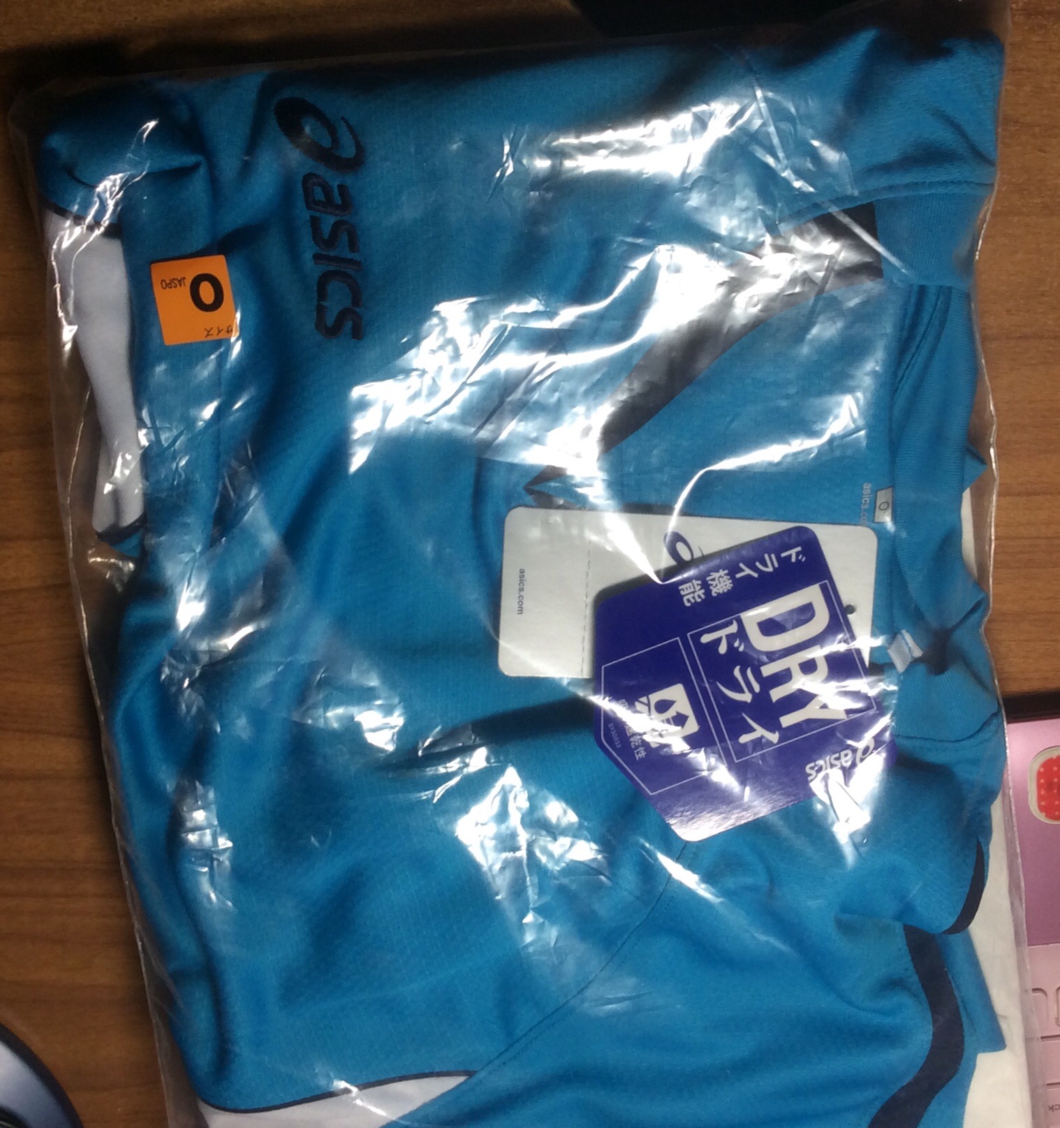 ת��asics����