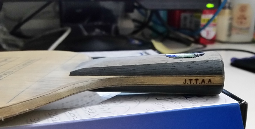 300��һֻ�հ���̼YCA