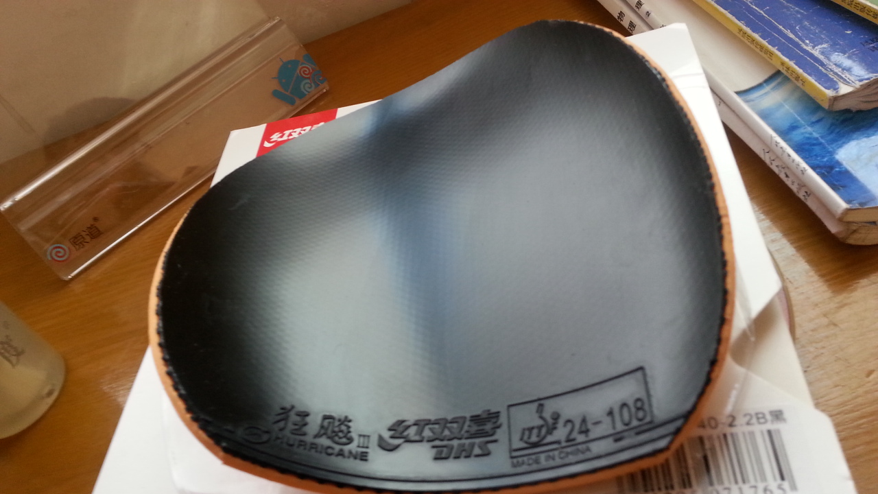 ���װ׿ǹ��񣬺�ɫ40��2.2��������